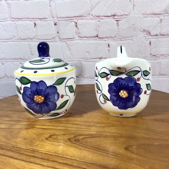 JAY Hand Painted Ceramic Sugar and Creamer Set - Picture 5 of 8